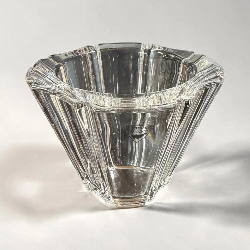 Orrefors Sweden Crystal Orion Fluted Octagonal Bowl Clear Glass Art Signed 5.25